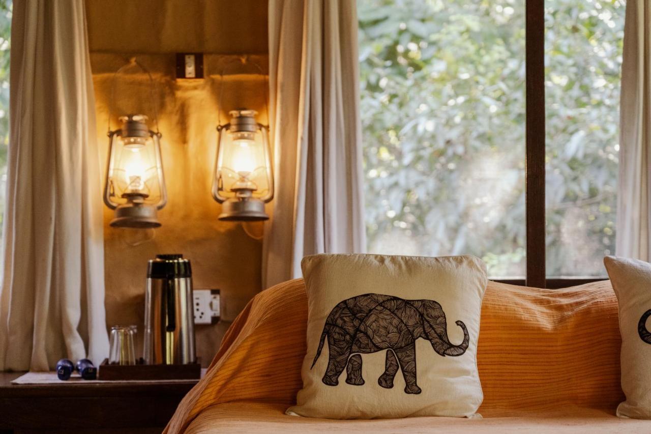 Tiger Tops Karnali Lodge Bardiya Exterior foto